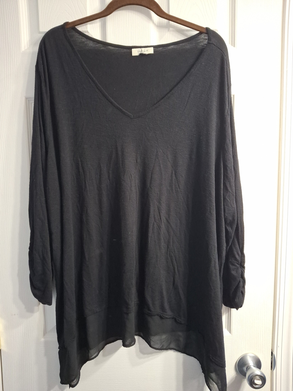 Style & Co. Black V-Neck Shark Bite Long Sleeve Tunic, 4x